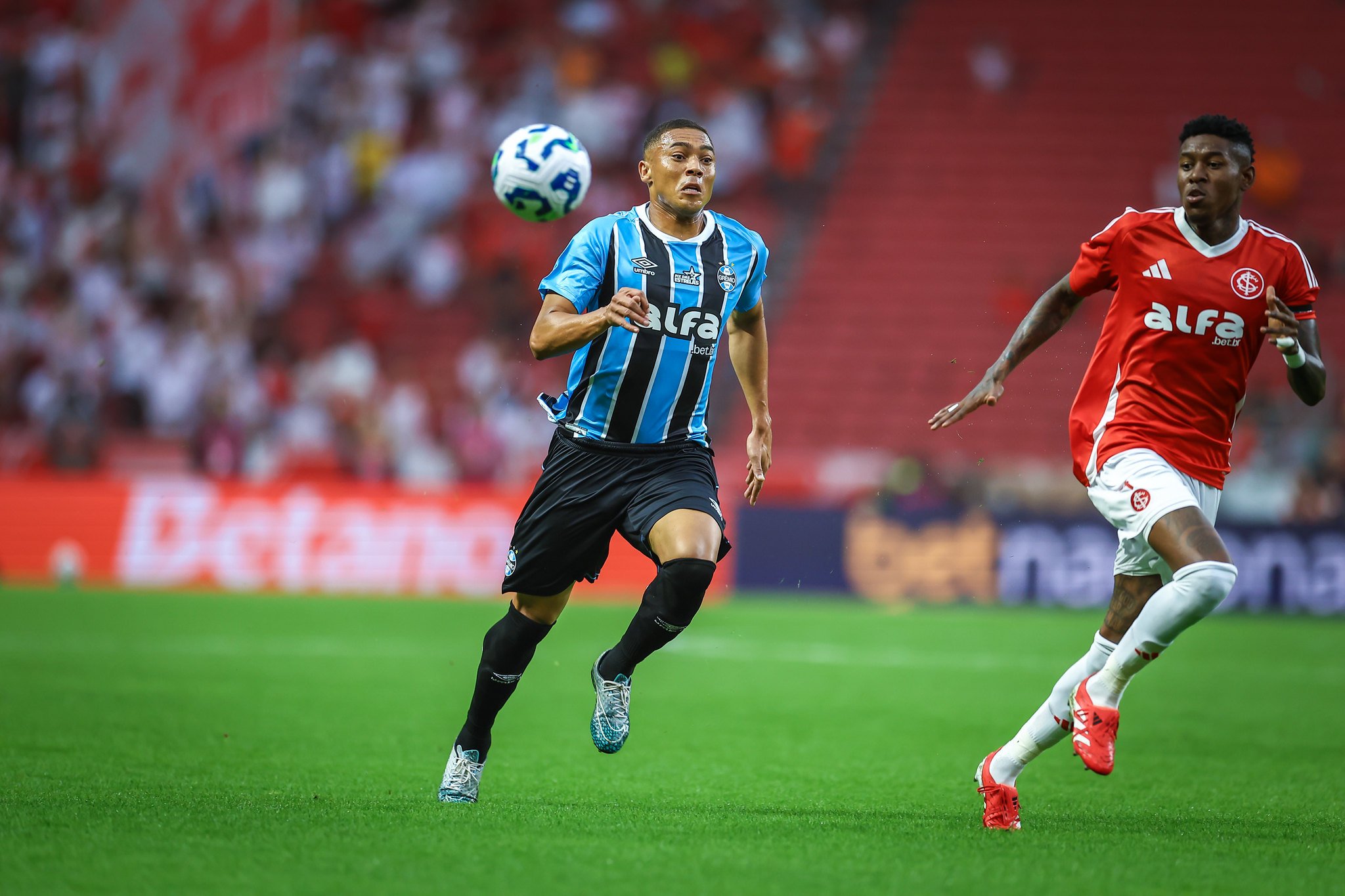 Carlos Vinícius - Grenal - Grêmio