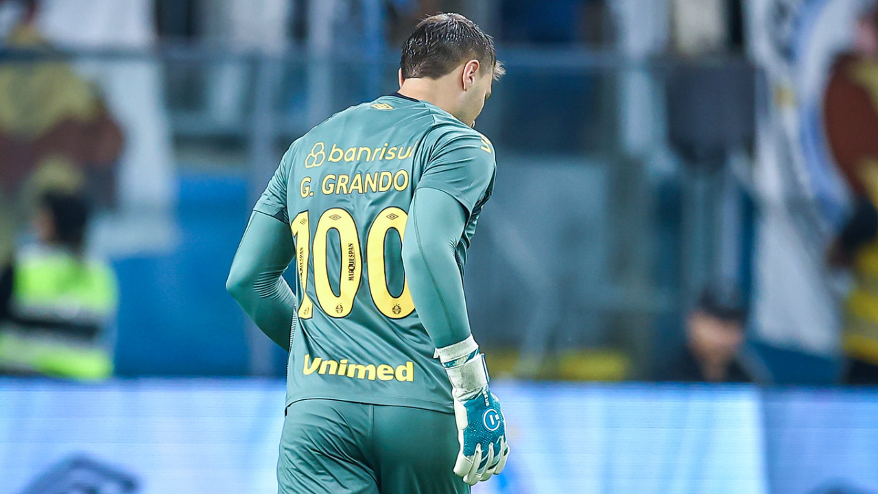 Gabriel Grando fala sobre renovação de contrato com o Grêmio: 