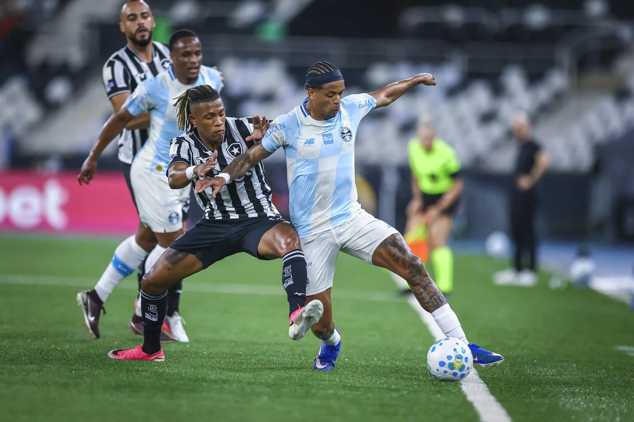 Grêmio - Caio Paulista