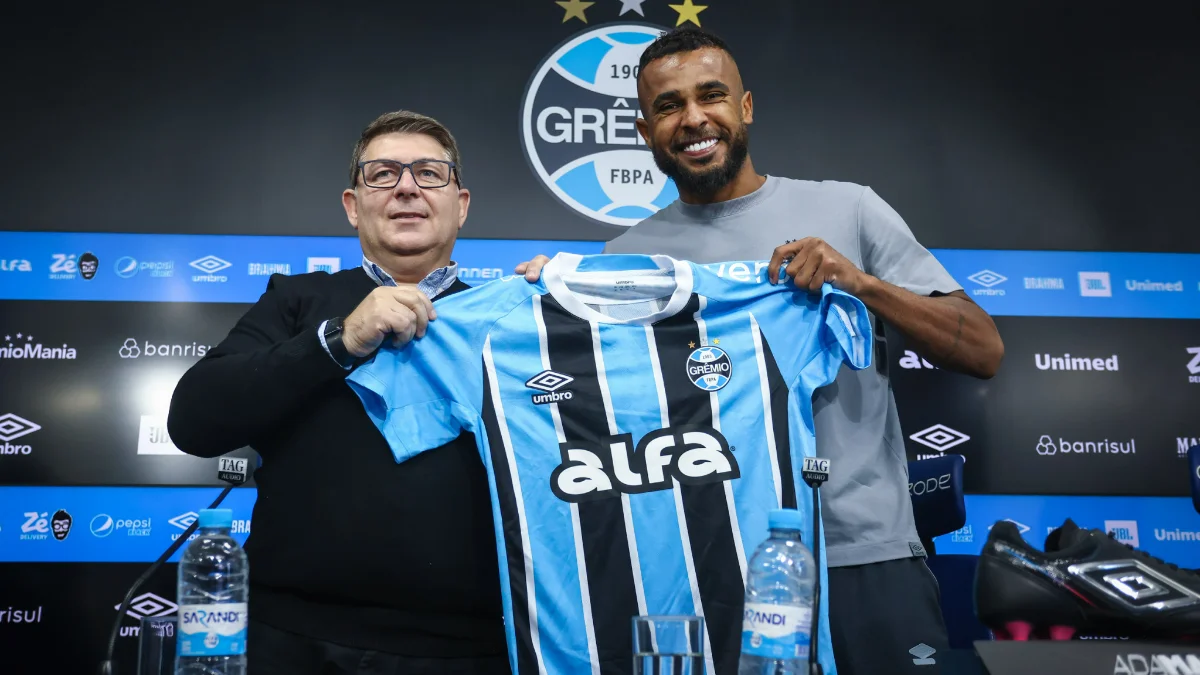 Alex Santana cita importância de Felipão para acerto com o Grêmio