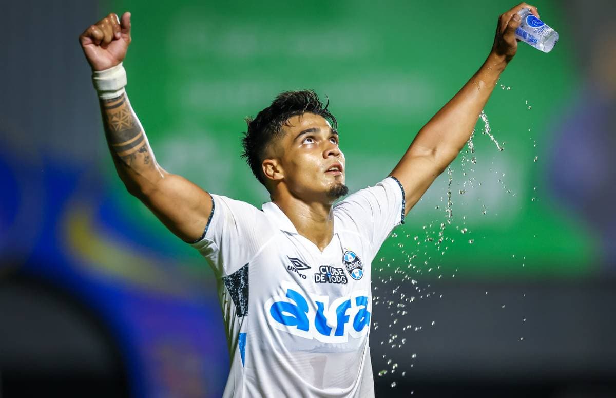 Arezo pelo Grêmio