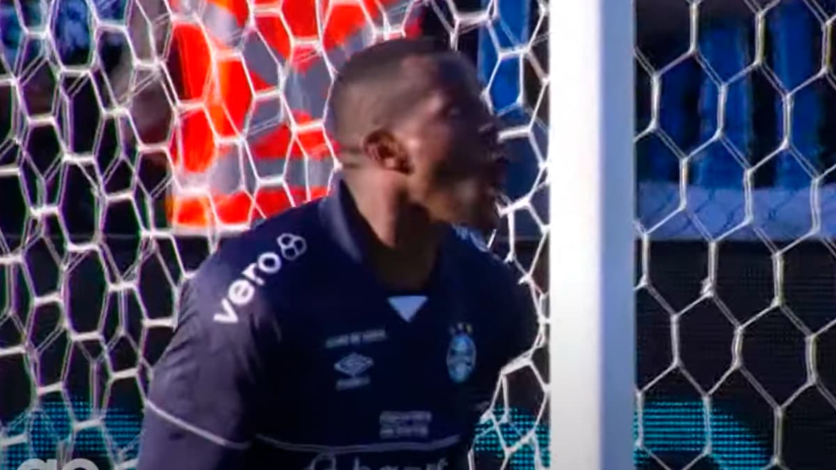 Caíque goleiro do Grêmio