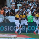 Adversário do Grêmio, Criciúma goleia o Vasco