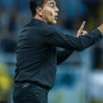 Técnico Gustavo Quinteros, do Grêmio