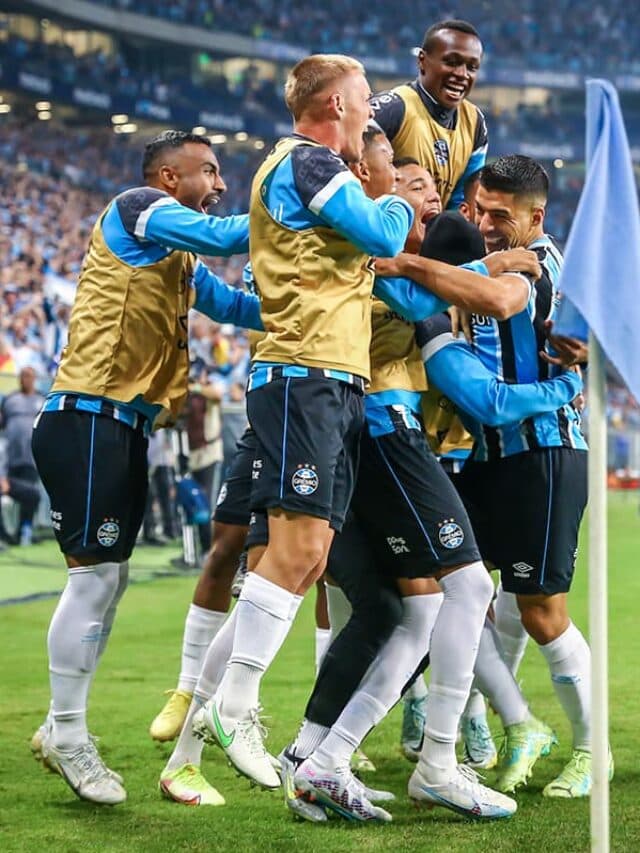 cropped-jogadores-gremio-comemoram-gol-gre-nal.jpg