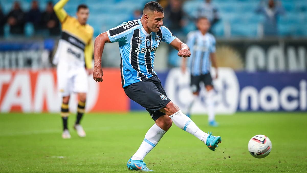 Diego Souza em Grêmio x Criciúma