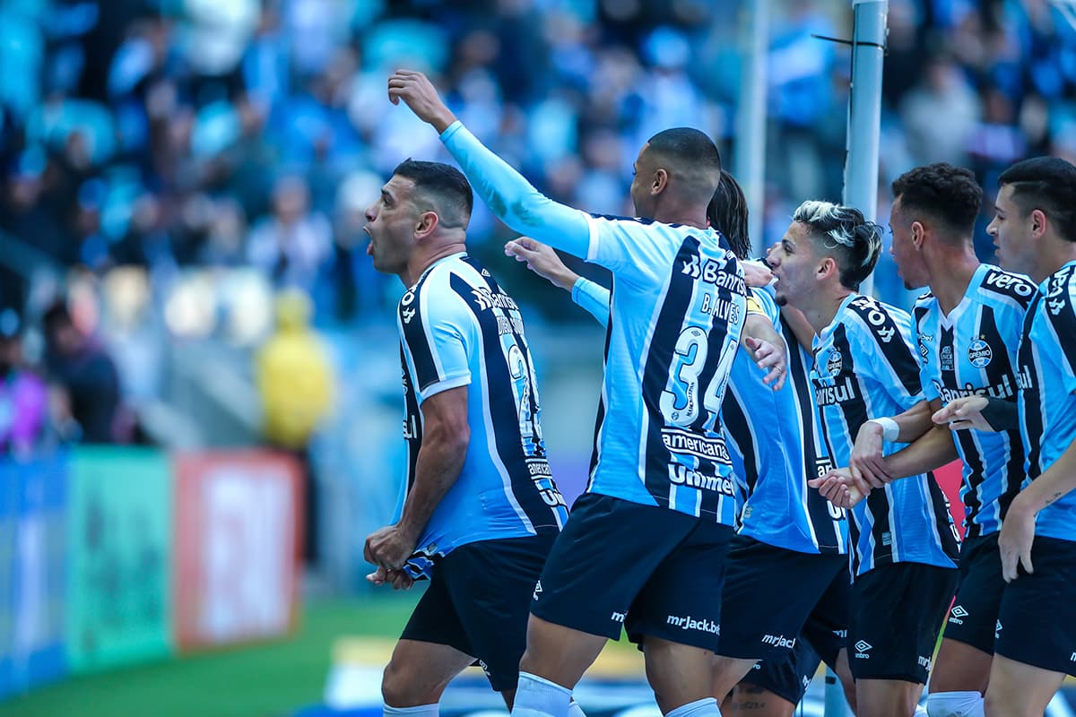 Grêmio tem um time inteiro de desfalques para enfrentar o CSA