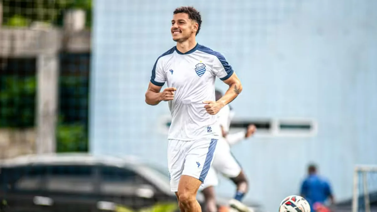 Lateral Enzo, do CSA, está no radar do Grêmio