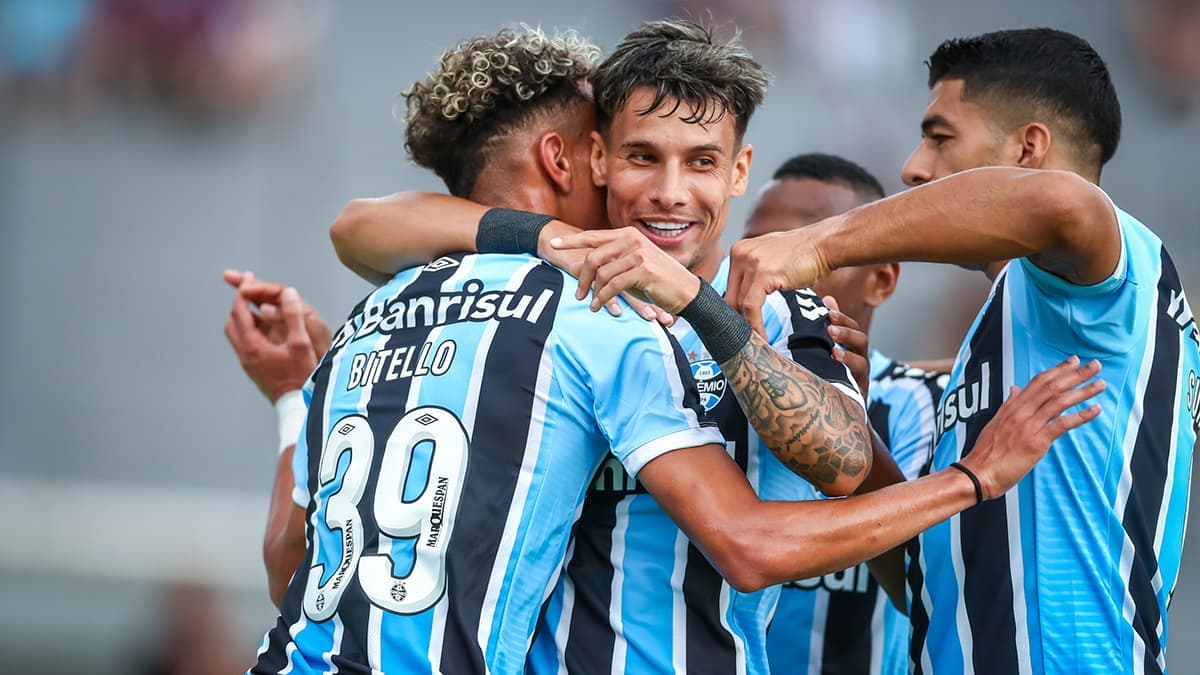 Grêmio coloca 15 jogadores a venda e tenta lucrar valores saibam quem são  eles - SouGremio