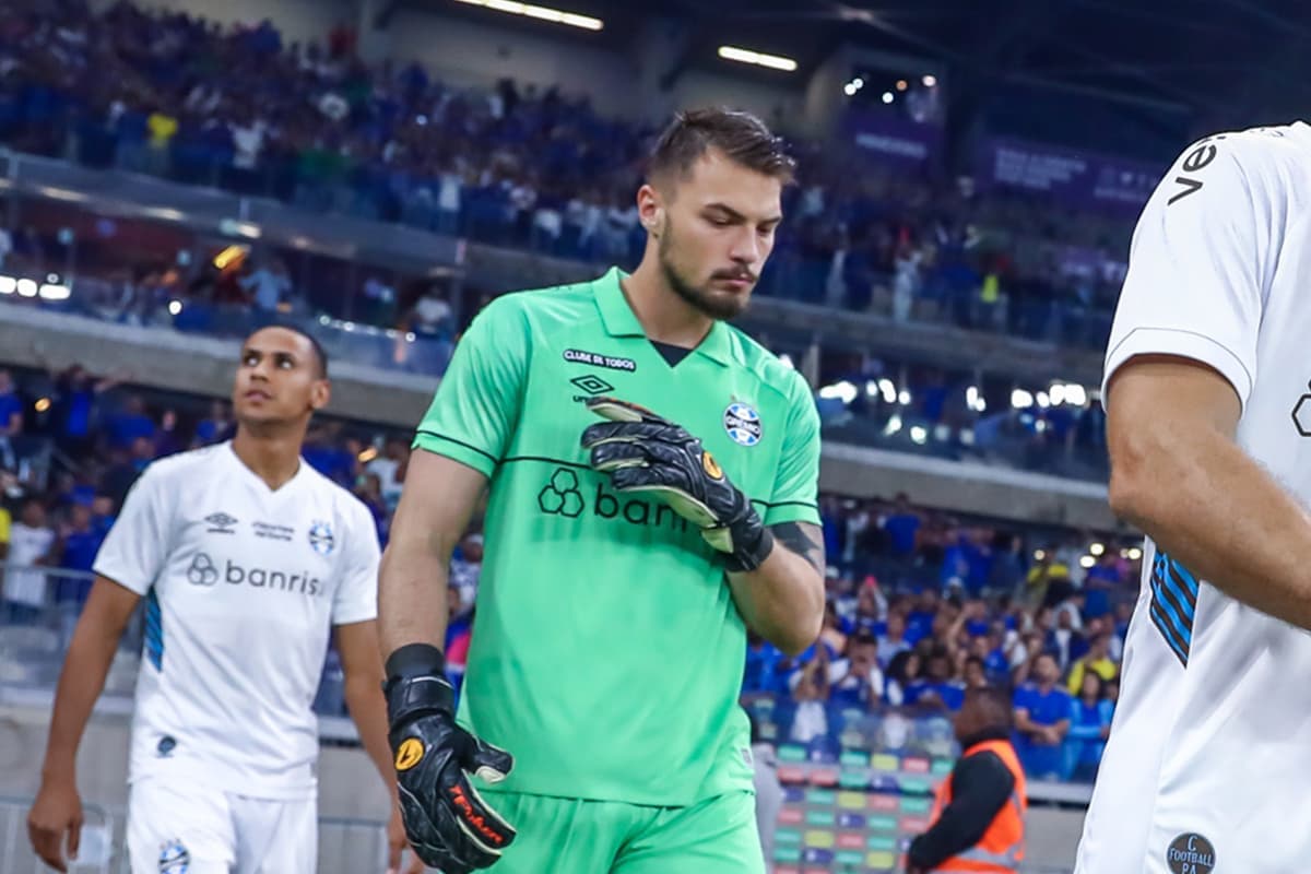 Gabriel Grando pelo Grêmio