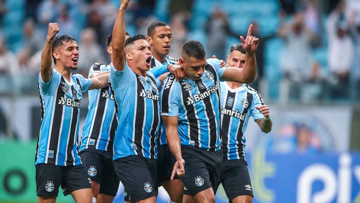 Você assistiria à reprise de qual desses jogos históricos do Grêmio?