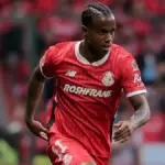 Helinho, atacante do Toluca, no radar do Grêmio