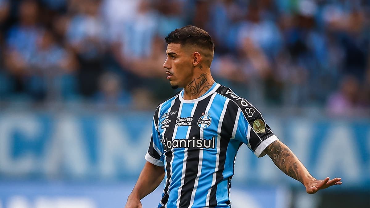 Mayk pelo Grêmio