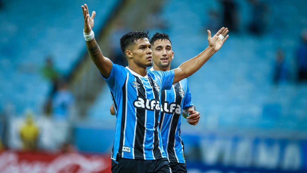 Arezo e Cristian Olivera -Grêmio