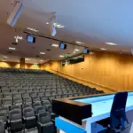 Arena anuncia conclusão da reforma do auditório atingido pela enchente; veja fotos