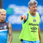 Soteldo e Renato pelo Grêmio