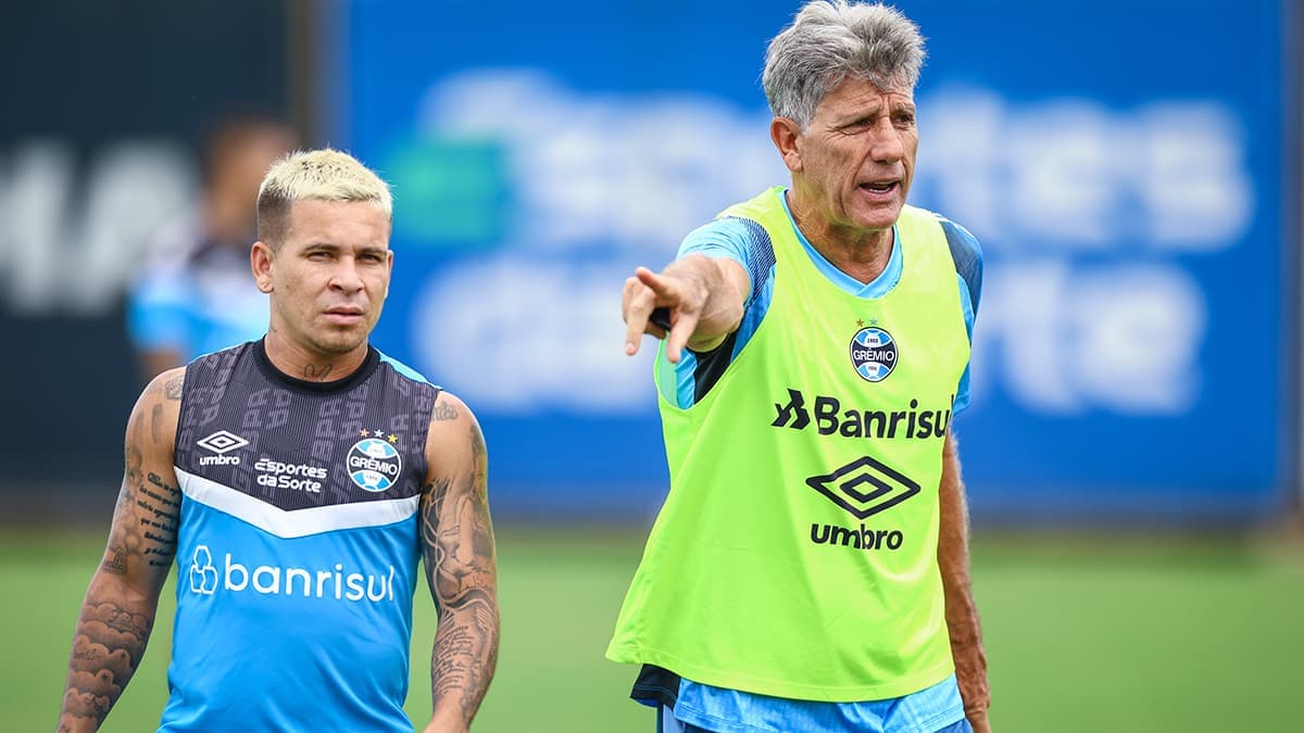 Soteldo e Renato pelo Grêmio